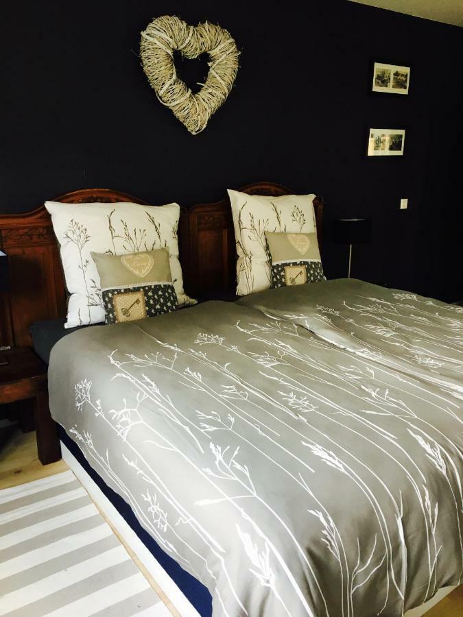Gaestehaus Sellemols Ferienwohnung Korbmacher Heuchelheim-Klingen Ngoại thất bức ảnh