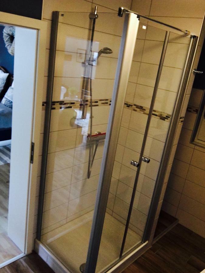Gaestehaus Sellemols Ferienwohnung Korbmacher Heuchelheim-Klingen Ngoại thất bức ảnh
